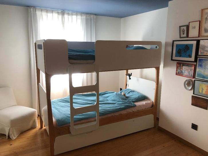 Prachtig stapelbed van Made:com incl. logeerbed – topstaat!, Kinderen en Baby's, Kinderkamer | Stapelbedden en Hoogslapers, Zo goed als nieuw