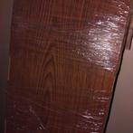 Beau laminé, 20 cm de large, le plus long mesure 1 m 40, 36, Bricolage & Construction, Bois & Planches, Enlèvement ou Envoi