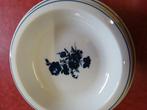 Set porselein met bloem plat bord en soepbord, Antiek en Kunst, Ophalen