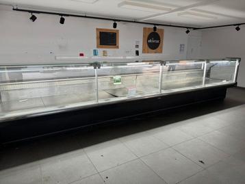 Comptoir frigo 5m50 année 2023 a saisir beschikbaar voor biedingen