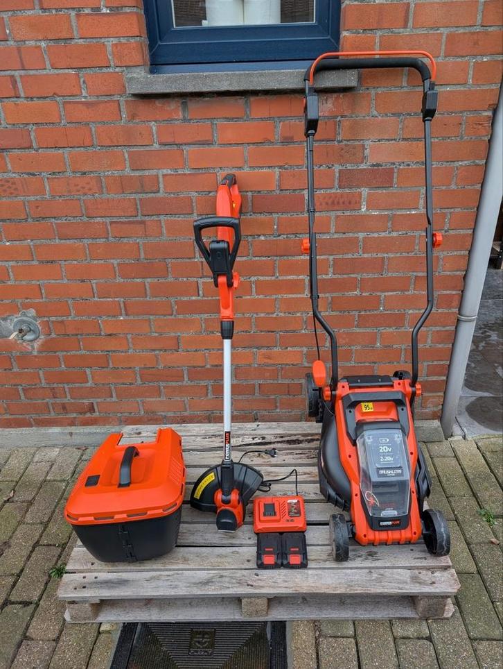 Powerplus Dual Power accu grasmaaier POWDPG75561, Tuin en Terras, Grasmaaiers, Zo goed als nieuw, Opvangzak, Ophalen