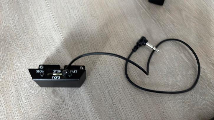 Clavia nord Half moon switch, Muziek en Instrumenten, Synthesizers, Gebruikt, Ophalen of Verzenden