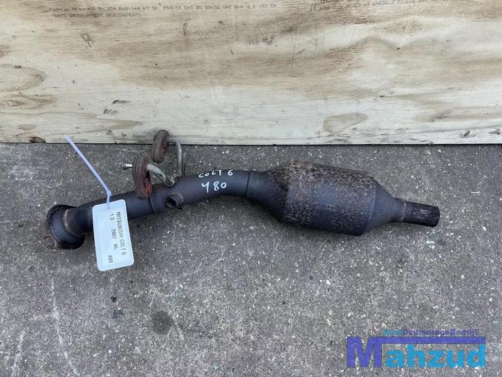 Mitsubishi colt 6 1.3 katalysator 2004-2014, Autos : Pièces & Accessoires, Systèmes d'échappement, Mitsubishi, Utilisé