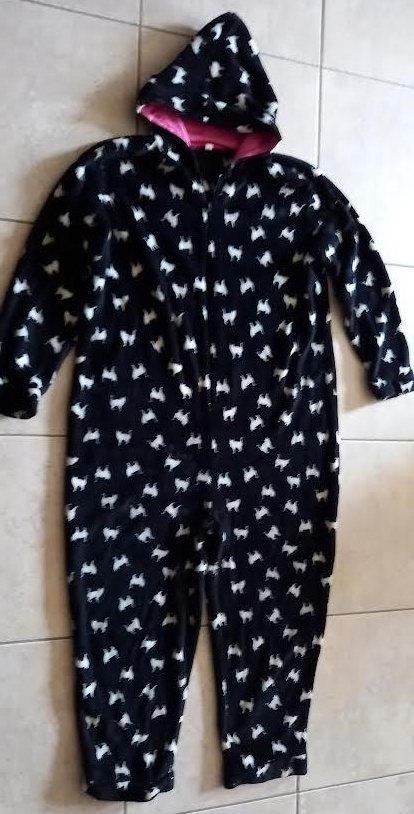 onesie pyama met poesjes print maat 40-42, Kleding | Dames, Pyjama's, Zo goed als nieuw, Maat 38/40 (M), Ophalen of Verzenden