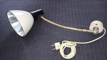 Wandlamp beschikbaar voor biedingen