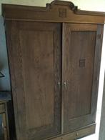 Oude antieke kast, Antiek en Kunst, Ophalen of Verzenden