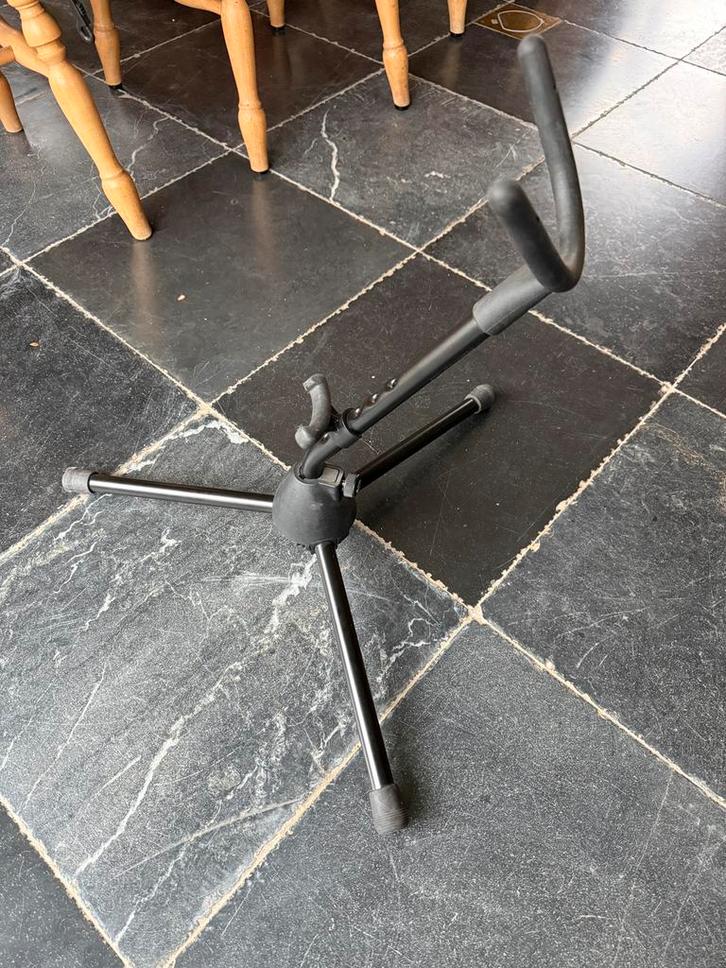 Statief voor alt-/tenorsaxofoon, Muziek en Instrumenten, Instrumenten | Toebehoren, Nieuw, Saxofoon, Ophalen of Verzenden