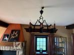 Deux lustres anciens à donner, Ophalen