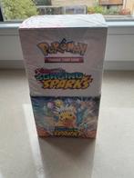 Boosterbox 18 packs Surging Sparks, Ophalen of Verzenden, Zo goed als nieuw, Boosterbox