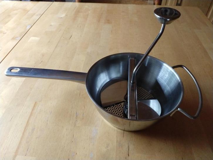 Passe-vite, Huis en Inrichting, Keuken | Potten en Pannen, Zo goed als nieuw, Overige typen, Ophalen of Verzenden