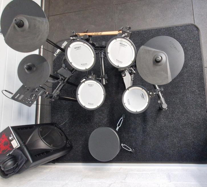 Roland elektronische drumset met accessoires, Muziek en Instrumenten, Drumstellen en Slagwerk, Zo goed als nieuw, Roland, Elektronisch