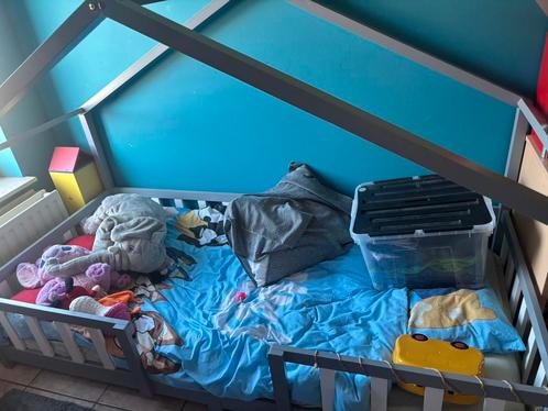 Montessori bed 90x200, Kinderen en Baby's, Kinderkamer | Bedden, Zo goed als nieuw, 180 cm of meer, 85 tot 100 cm, Lattenbodem