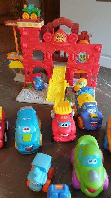 TONKA - lot de voitures(26 pièces) et garage, Enlèvement
