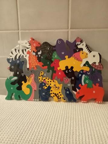 houten puzzel „dieren” uit Sri Lanka beschikbaar voor biedingen