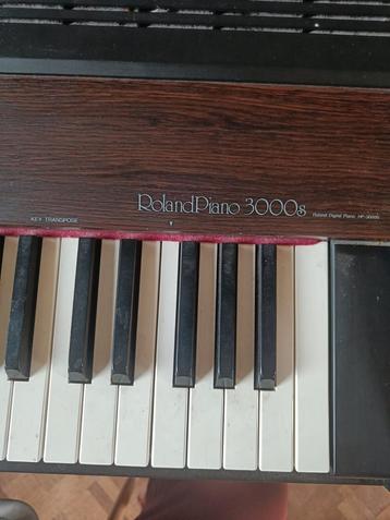 Roland Piano 3000's (HP -3000S) Vintage Digitaal Instrument beschikbaar voor biedingen