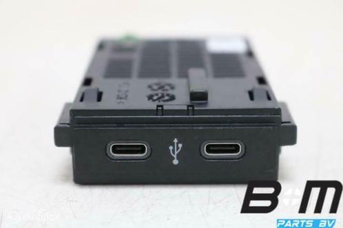 Dubbel USB - bus VW Taigo 2G6035736, Auto-onderdelen, Overige Auto-onderdelen, Gebruikt