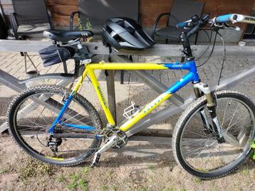 Azzuri mountainbike beschikbaar voor biedingen