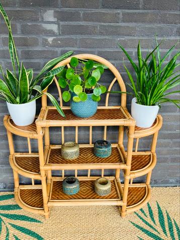Vintage boho stijl rotan plantenrek/ sidetable 3 laags beschikbaar voor biedingen