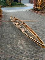 Antieke kano met originele peddels, Enlèvement, Comme neuf