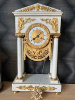 Horloge empire mouv de Paris marbre blanc à restaurer., Antiek en Kunst