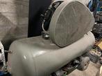 Compresseur a air 750L problème moteur, 100 litres ou plus, Enlèvement, Utilisé, Mobile