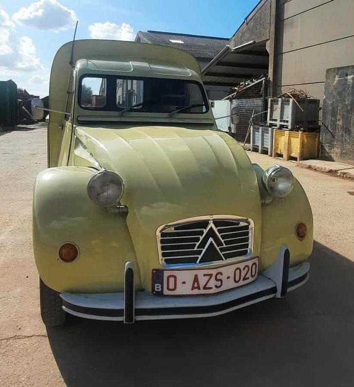 OLDTIMER CITROEN 2CV AK400, Auto's, Citroën, Particulier, 2CV, Benzine, Break, Handgeschakeld, Beige, Bruin, Kunstmatig leder