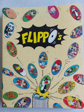 Farde Flippo avec 75 flippos et 15 Mega Flippo - année 1995