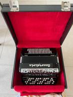 Accordeon, Muziek en Instrumenten, Ophalen, Zo goed als nieuw, Accordiola, Met riemen