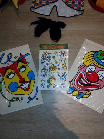 Carnavalsversiering - artikelen beschikbaar voor biedingen