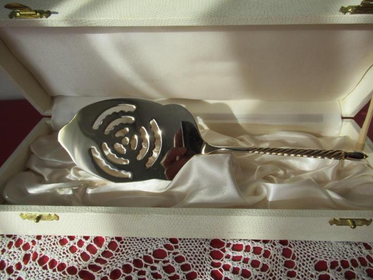 taartschep-cakelifter-zilverkl metaal-luxe étui-VINTAGE, Antiek en Kunst, Antiek | Keukengerei, Ophalen of Verzenden