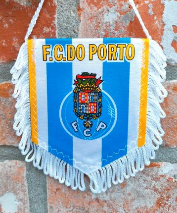 FC Porto 1982 oud logo prachtig zeldzaam vintage vaantje beschikbaar voor biedingen