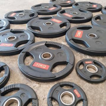 227.5 kilo Olympische pu Gewichten set.   Nieuwe staat  beschikbaar voor biedingen