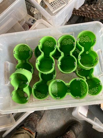 Inbouwdoos dubbel voor gyproc, 10 stuks beschikbaar voor biedingen