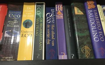 Lot van 8 boeken Umberto Eco beschikbaar voor biedingen