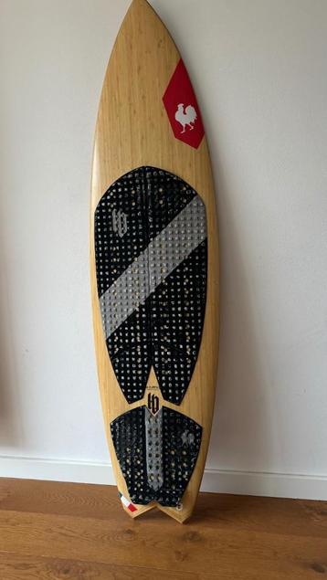 HB Decade 5'7" kiteboard / surfboard (incl. pad & vinnen)