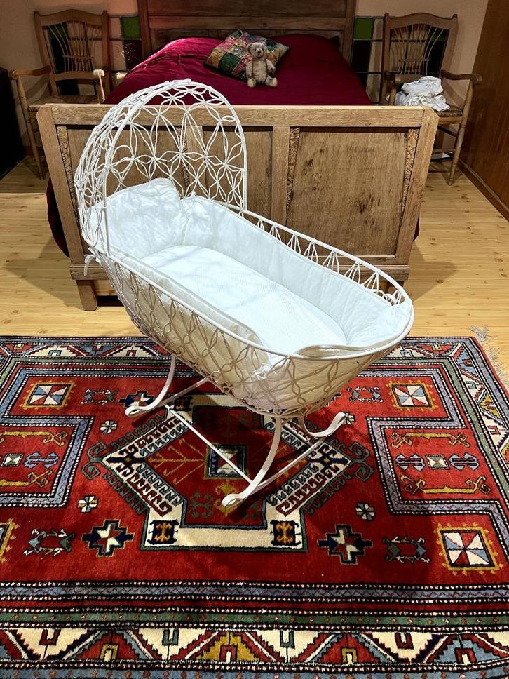 antieke kinderschommelwieg, Antiek en Kunst, Antiek | Meubels | Bedden, Ophalen