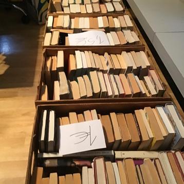Leesboeken  beschikbaar voor biedingen