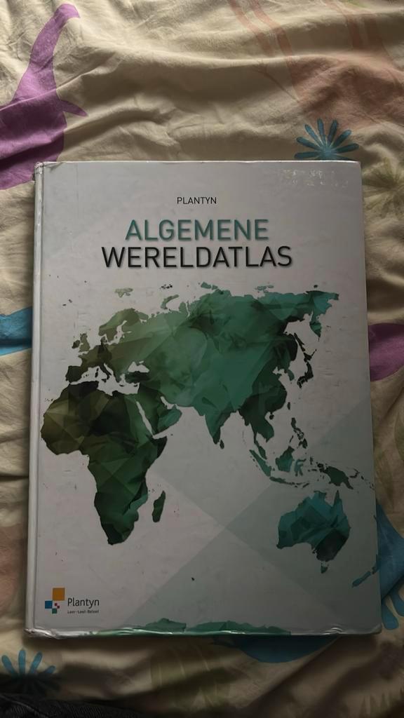 Plantyn Algemene Wereldatlas editie 2017, Boeken, Atlassen en Landkaarten, Gelezen, Bosatlas, Ophalen