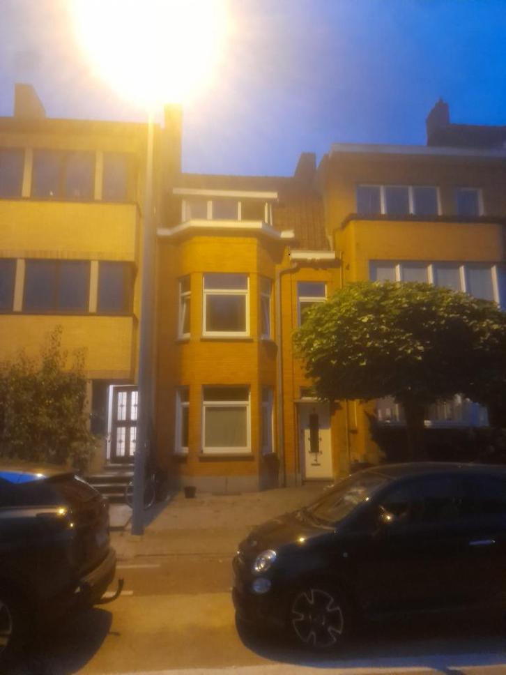 Charmante en zonnige rijwoning te huur, Immo, Huizen en Appartementen te koop, Brugge