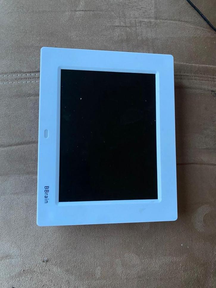 BBrain digitale klok, Maison & Meubles, Accessoires pour la Maison | Horloges, Comme neuf, Horloge murale, Enlèvement