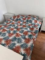 Lit avec literie, Tissu, Comme neuf, Enlèvement, 200 cm