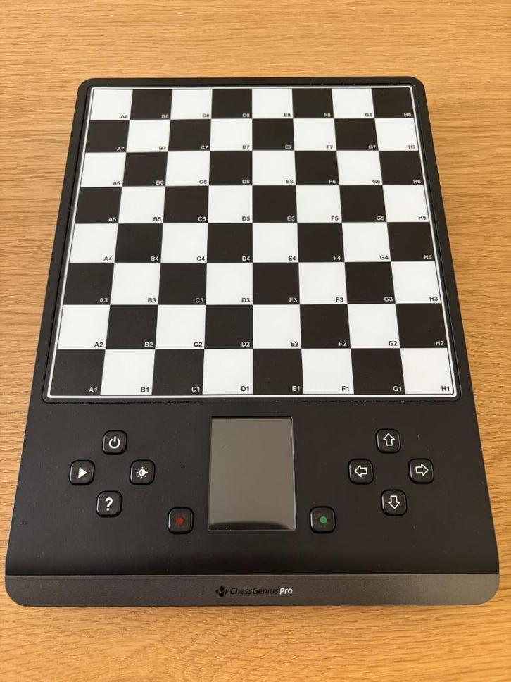 Chess Genius Pro, Games en Spelcomputers, Games | Pc, Zo goed als nieuw, Overige genres, 1 speler, Ophalen