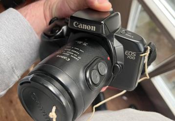 Canon EOS 700 met 35-80mm lens 1:4-5,6