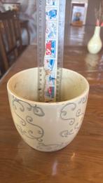 Bloempot geel, Ophalen