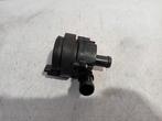 WATERPOMP Renault Megane IV (RFBB) (01-2015/-) (0392023219), Gebruikt, Renault