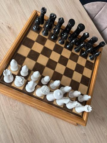 Superbe Jeux d Échecs, Enlèvement ou Envoi, Comme neuf