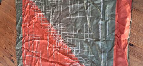 sjaals foulards vintage, gedragen, Kleding | Dames, Mutsen, Sjaals en Handschoenen, Gedragen, Sjaal, Ophalen