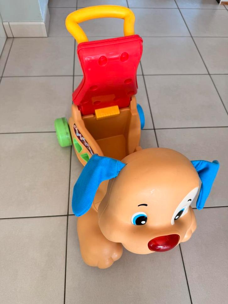 Trotteur chien Fisher-Price Puppy – État impeccable, Enfants & Bébés, Jouets | Fisher-Price, Utilisé, Enlèvement