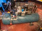 Compressor Ceccato 5520. Zo goed als nieuw, Doe-het-zelf en Bouw, Compressors, Ophalen, 800 liter/min of meer, Zo goed als nieuw