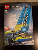lego Technic Catamaran 42105, Kinderen en Baby's, Speelgoed | Duplo en Lego, Ophalen, Zo goed als nieuw, Complete set, Lego